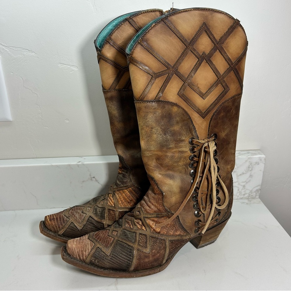 Women’s Corral Honey Lizard Laser Overlay and Lace Up Boots 9M Snip Toe Zip - Picture 1 of 12
